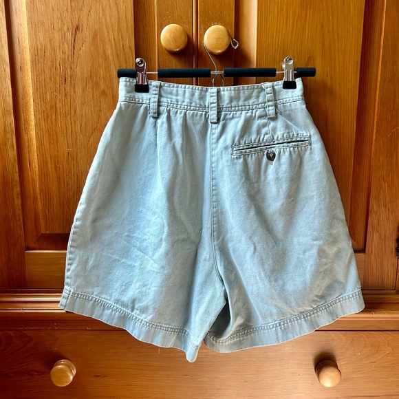 Vintage High-waist Shorts - Picture 2 of 9